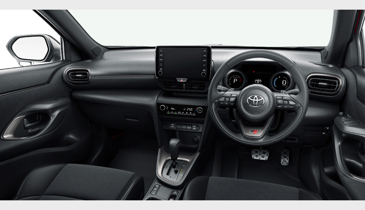 yariscross_grade_img25