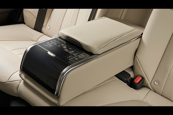 g-executive_interior3