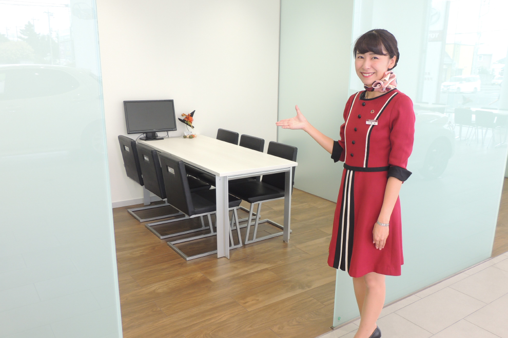 202010_35_店舗紹介_4_商談ブース