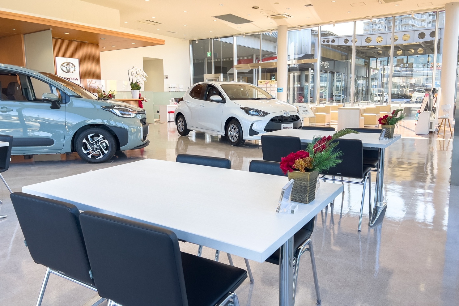 ショールーム③_群馬トヨタ高崎インター島野店202302