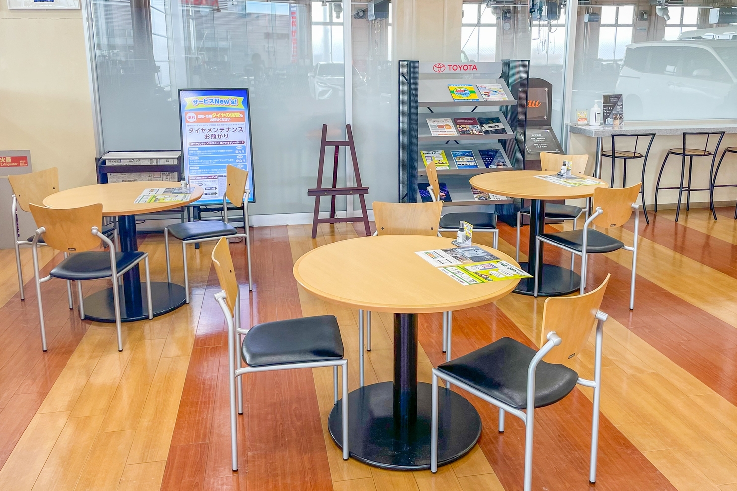 サービス待合コーナー_群馬トヨタ高前バイパス店_202302