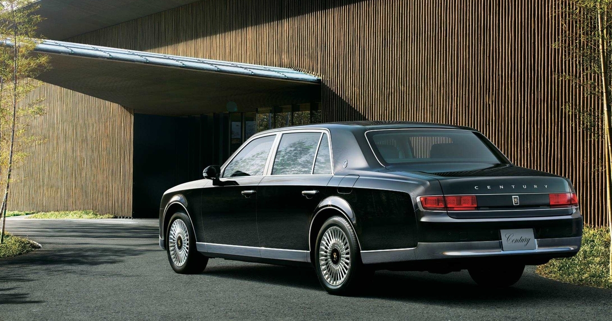 トヨタ　最高級車セダンセンチュリー　ピンバッチ　鳳凰　希少　激レア　未使用 センチュリー（セダン） | 群馬トヨタ | 群馬トヨタグループ